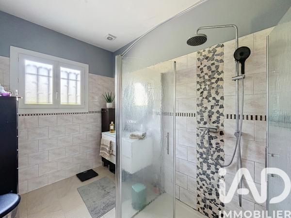 Maison à vendre 5 pièces 132 m² Coutras