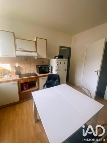 Location appartement 4 pièces 55 m² Saint-Sernin-sur-Rance