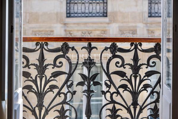 Bordeaux Tourny – Appartement – Lumière, charme et élégance – 2 chambres 2 salles d’eau