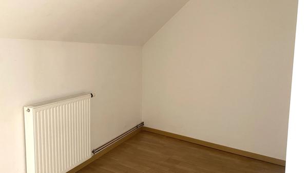 Maison de village à vendre 3 chambres L'ISLE SUR SEREIN (89)