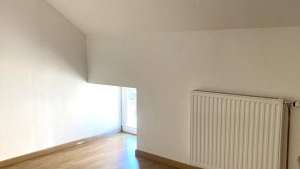 Maison de village à vendre 3 chambres L'ISLE SUR SEREIN (89)