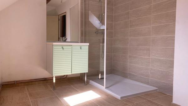 Maison de village à vendre 3 chambres L'ISLE SUR SEREIN (89)