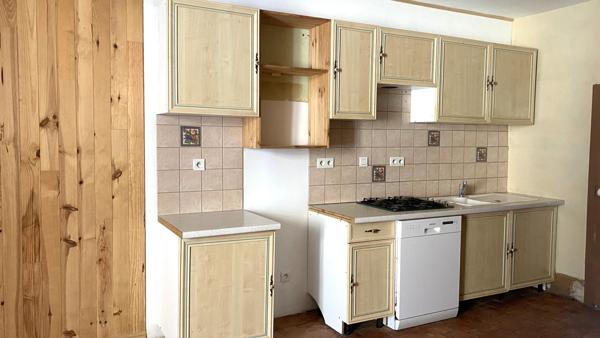 Maison de village à vendre 3 chambres L'ISLE SUR SEREIN (89)