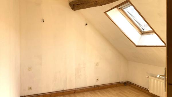 Maison de village à vendre 3 chambres L'ISLE SUR SEREIN (89)