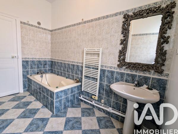 Maison à vendre 8 pièces 193 m² Châteaudun