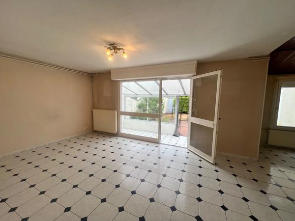 EXCLUSIVITÉ – Maison 91 m² avec jardin, véranda et garage à Châtellerault