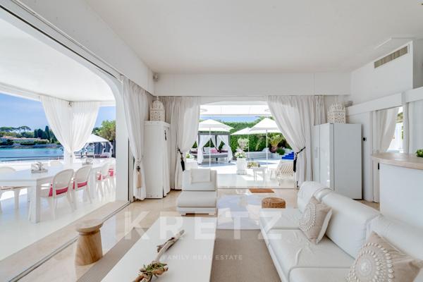 Villa iconique avec accès direct à la mer et plage