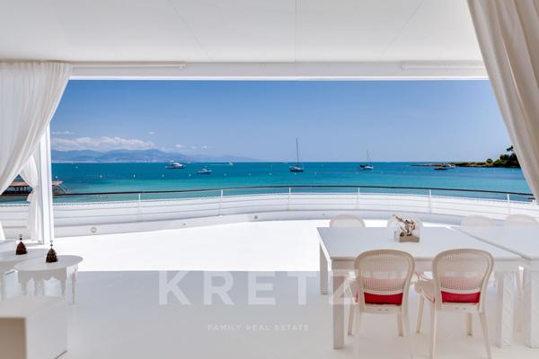 Villa iconique avec accès direct à la mer et plage