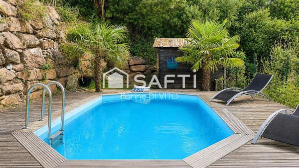 St Maxime - Villa à rénover - 166 m2 -  Vue dégagée