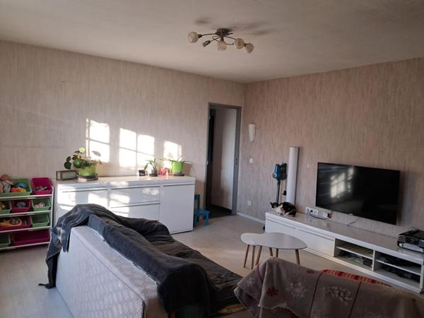 Maison Charmoille 8 pièces  190 m2 à 194 800 euros