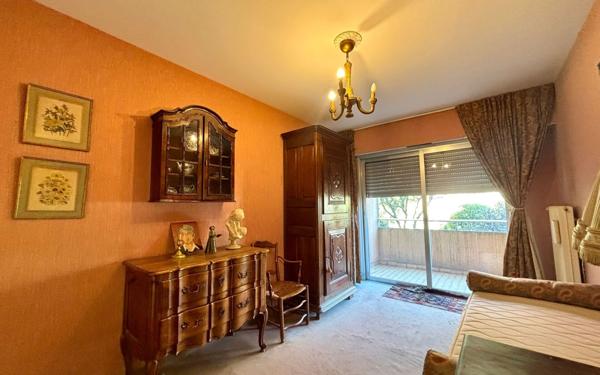 Appartement à vendre    3 pièces • 79 m2 Grasse