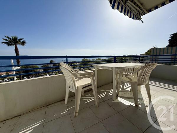 Appartement F4 à vendre  4 pièces - 90,93 m 2   TOULON  - 83