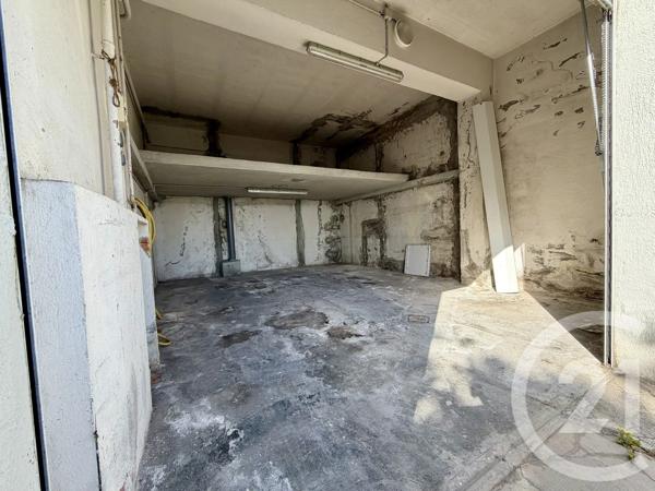 Appartement F4 à vendre  4 pièces - 90,93 m 2   TOULON  - 83