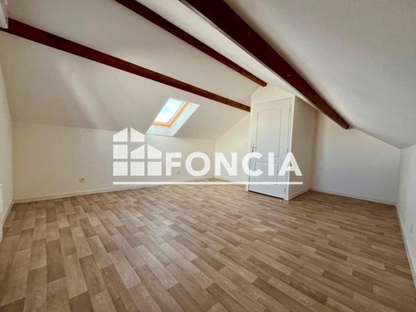 Location Appartement 4 pièces 77.48 m² - 4 A RUE DE LA REPUBLIQUE Mainvilliers 28300