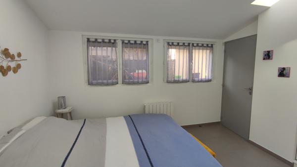3 pièces 70 m² Duplex place de l'Eglise