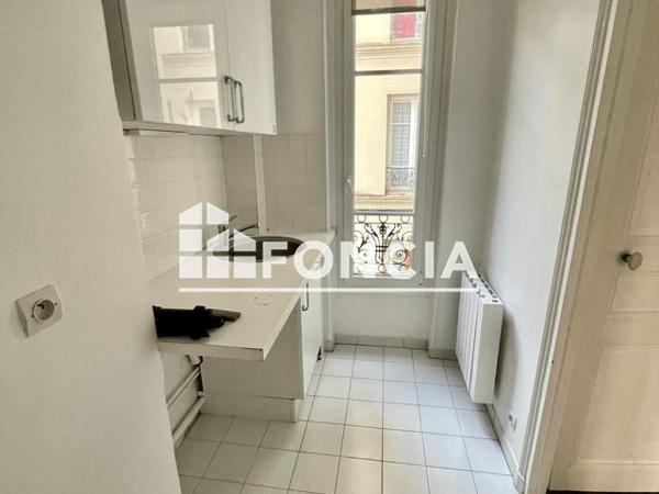 Location Appartement 2 pièces 33.1 m² - RUE LOUIS MORARD Paris 75014