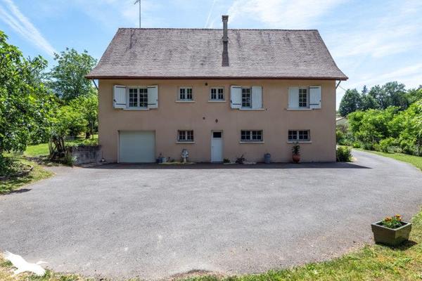 Maison à vendre 284 900 € Trélissac 6 p 162 m² DPE D