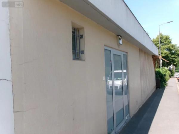 Location - Fonds et/ou murs commerciaux Bruay-la-Buissière 62700 68 m 2