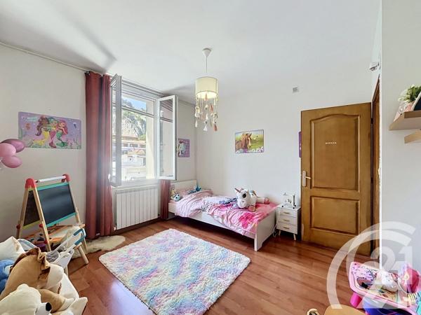 Maison à vendre  4 pièces - 107,75 m 2   CAVAILLON  - 84