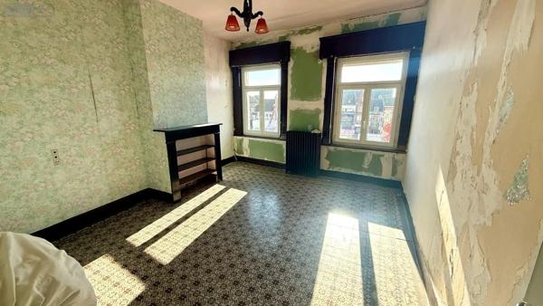 Location - Immeuble Hazebrouck 59190 9 pièces 242 m 2 261 m 2