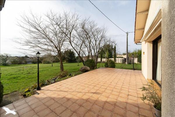 Maison à vendre |  Blaye |  4 pièces | 148 m²