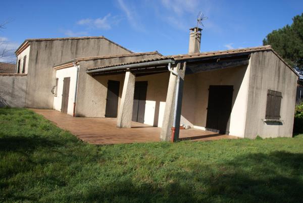 Grande maison avec terrain d’exception à découvrir et dépendance