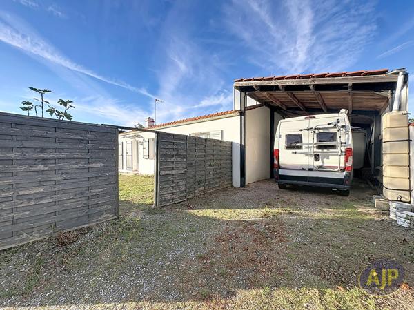Maison à vendre Challans - 3 pièces, 70m² avec 2 chambre(s) à 253 200€ - AJP Immobilier Challans