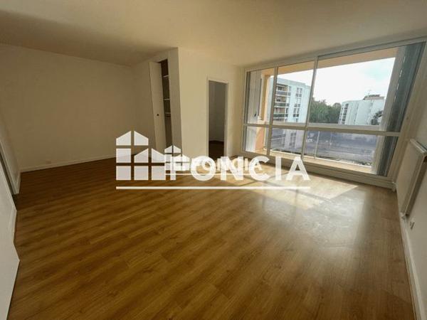 Location Studio 35.8 m² - LA VILLEPARC BAT 10 Elancourt 78990