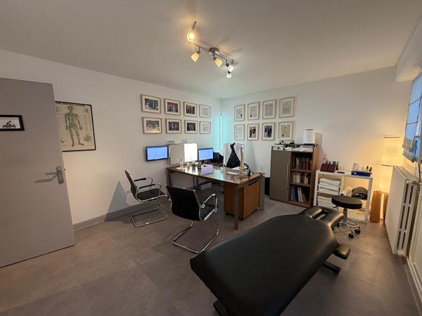 AVARICUM - APPARTEMENT 49 M² RÉNOVÉ AVEC BALCON