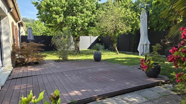 Vente                                                      Maison
                        
                     7 pièces                      142 m2                     à Bondoufle