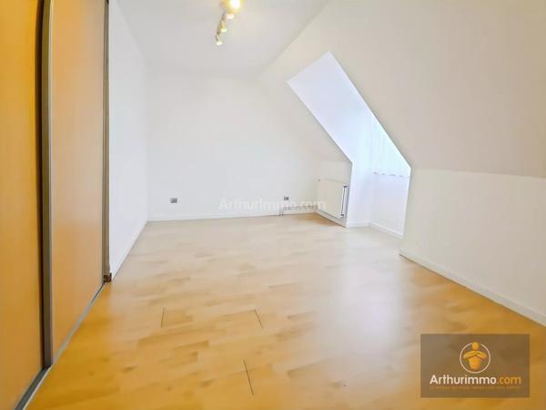 Vente                                                      Maison
                        
                     7 pièces                      142 m2                     à Bondoufle