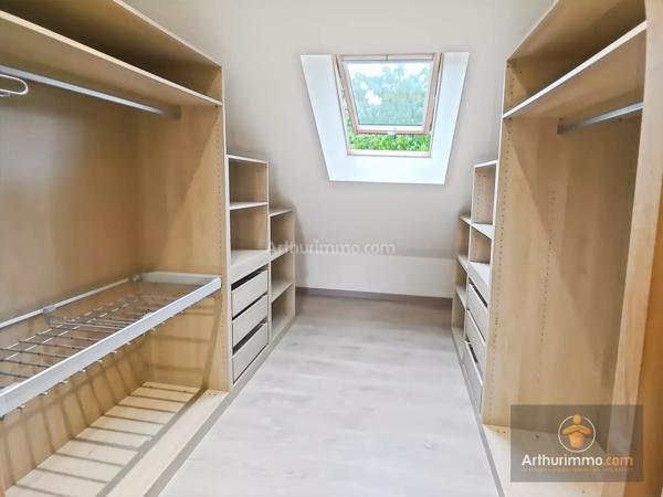 Vente                                                      Maison
                        
                     7 pièces                      142 m2                     à Bondoufle
