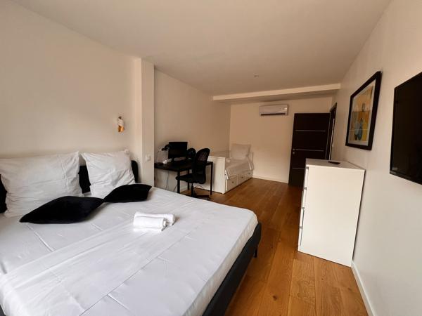 Rue des Changes – Rare T4 de 109 m² au dernier étage
