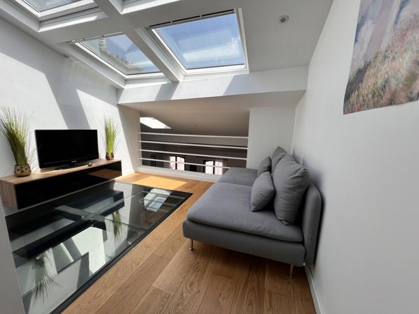 Rue des Changes – Rare T4 de 109 m² au dernier étage