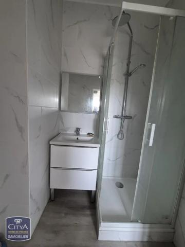 Appartement à louer 2 pièces 31m² Cambrai (59400)