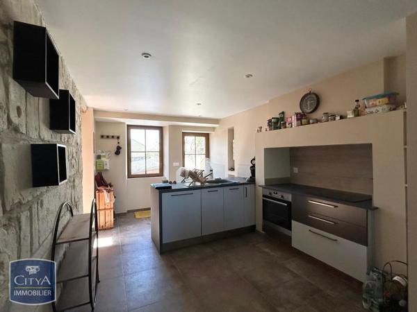 Maison à louer 3 pièces 72.24m² Bellevigne-les-Châteaux (49400)
