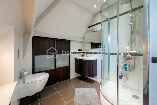 Maison d architecte de 202 m²