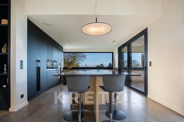 Villa contemporaine avec piscine