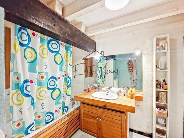 Millau (12100) Appartement 4 pièces 3 chambres (possibilité 2 chambres supplémentaires) au charme unique – Quartier recherché