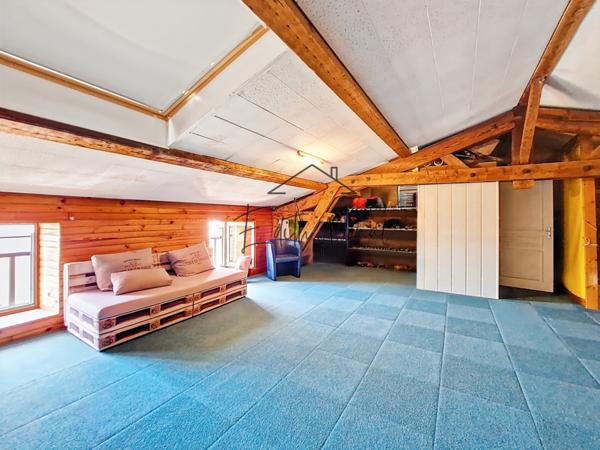 Millau (12100) Appartement 4 pièces 3 chambres (possibilité 2 chambres supplémentaires) au charme unique – Quartier recherché