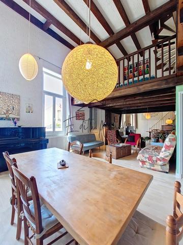 Millau (12100) Appartement 4 pièces 3 chambres (possibilité 2 chambres supplémentaires) au charme unique – Quartier recherché