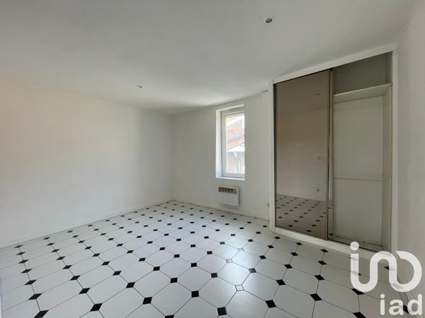 Appartement 2 pièces de 53 m² à Saint-Genis-Laval (69230)