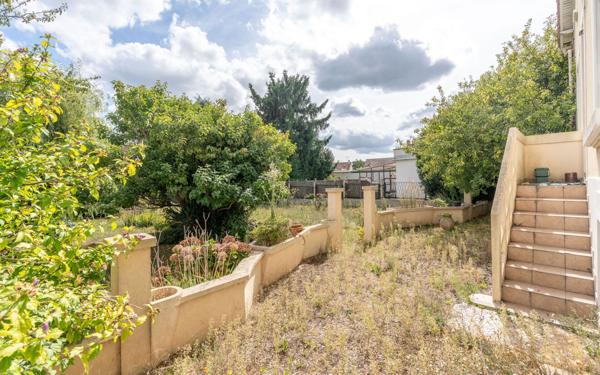 Maison à vendre    5 pièces • 121 m2 Ormesson-sur-Marne