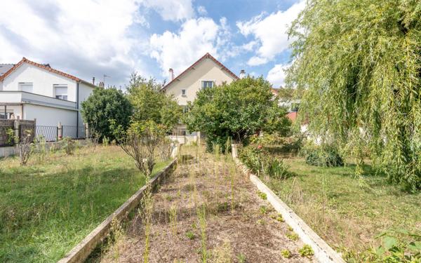 Maison à vendre    5 pièces • 121 m2 Ormesson-sur-Marne