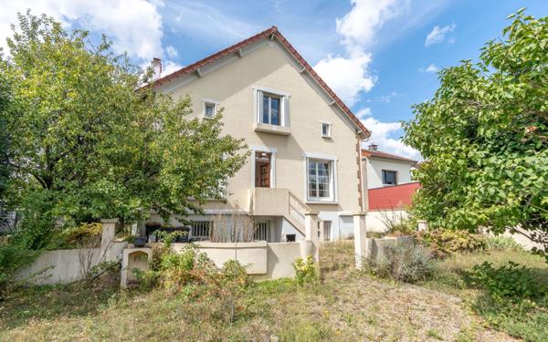 Maison à vendre    5 pièces • 121 m2 Ormesson-sur-Marne