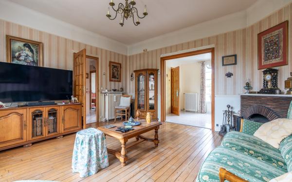 Maison à vendre    5 pièces • 121 m2 Ormesson-sur-Marne