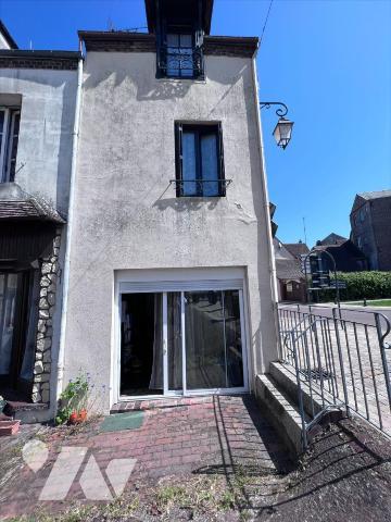 MAISON BOURG BRETONCELLES