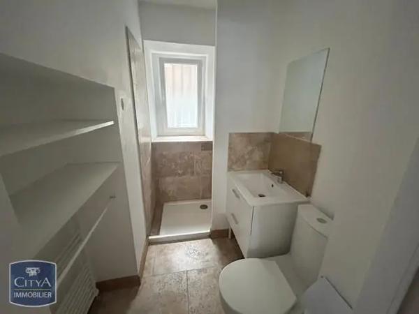Appartement à louer 1 pièce 23.5m² Tarascon-sur-Ariège (09400)