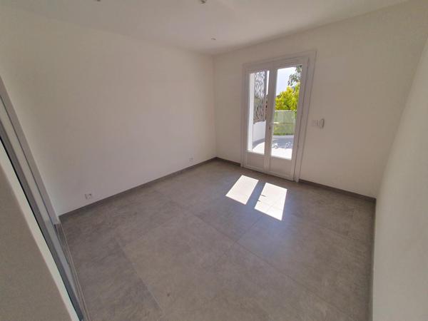 Secteur privilégié Villa rénovée Piscine Vue mer