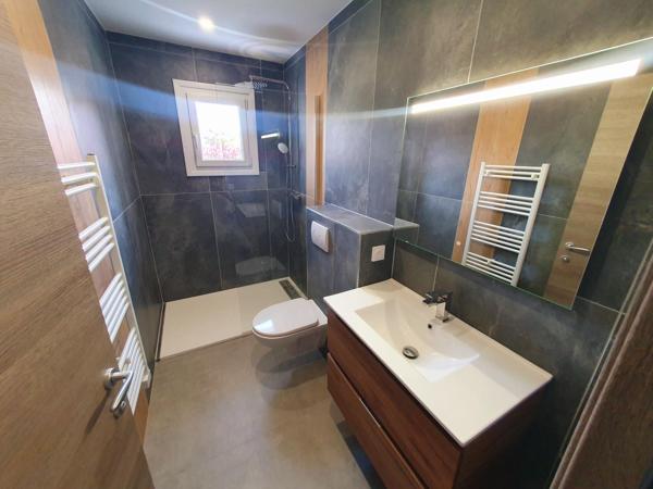 Secteur privilégié Villa rénovée Piscine Vue mer